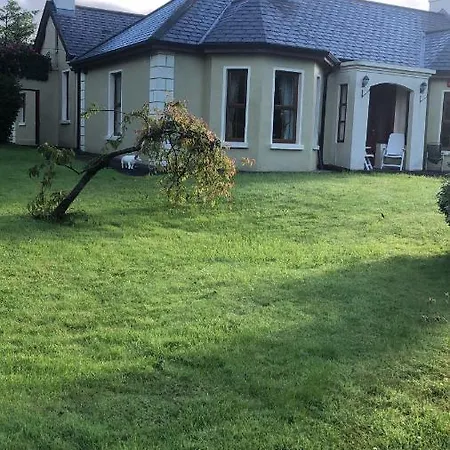 Greenland's House * Ballina (Mayo)